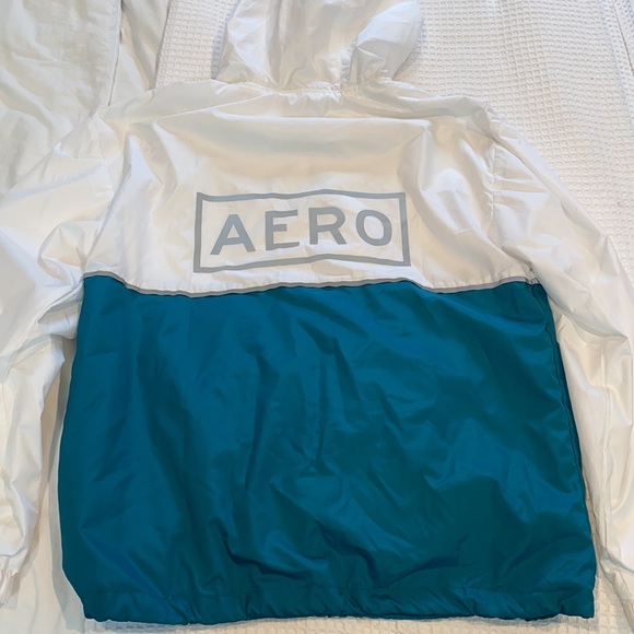 Men’s Small Windbreaker Jacket - Picture 3 of 5